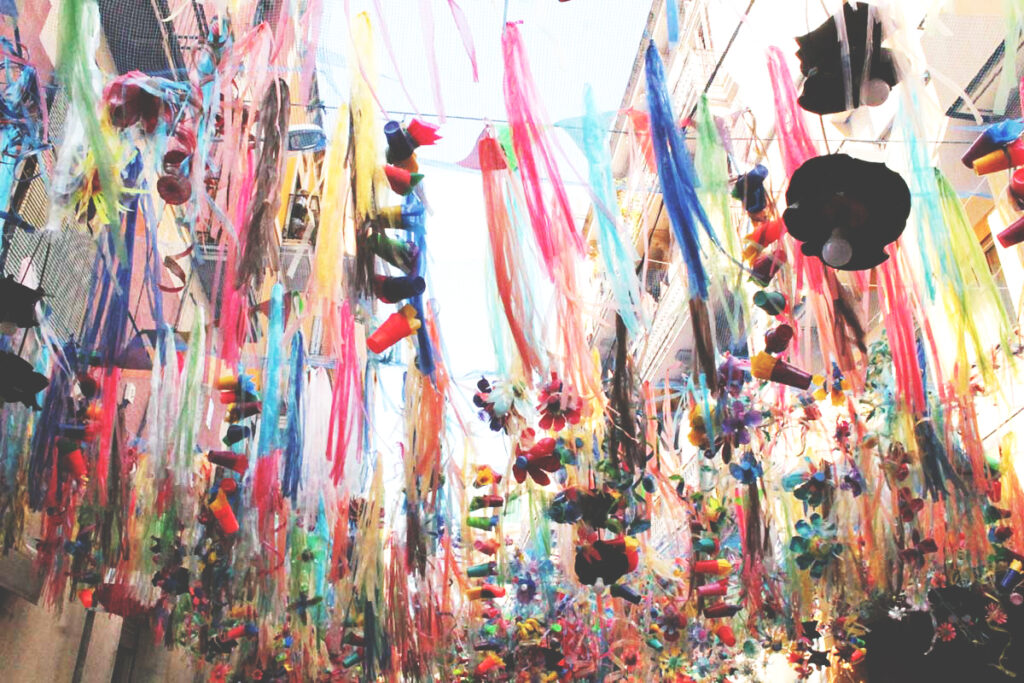 Fiesta-de-Gracia-barcelona-august-pickapictour